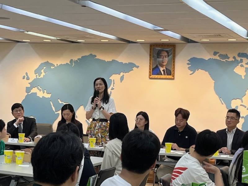 僑委會僑教處陳副處長柏琴致詞