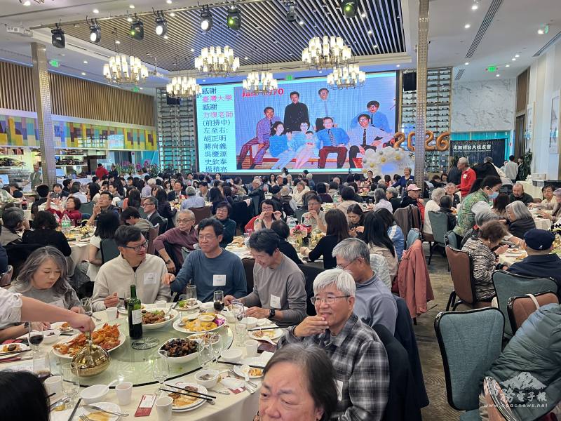 杜鵑花午宴盛況