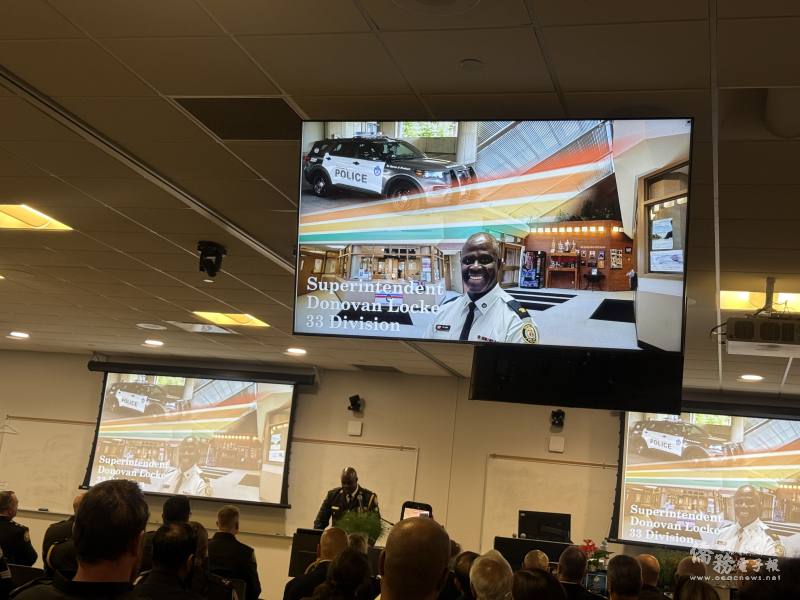 多倫多33分局警長(Superintendent) Donovan Locke等警長致詞表示，感謝警政志工與顧問的貢獻與付出