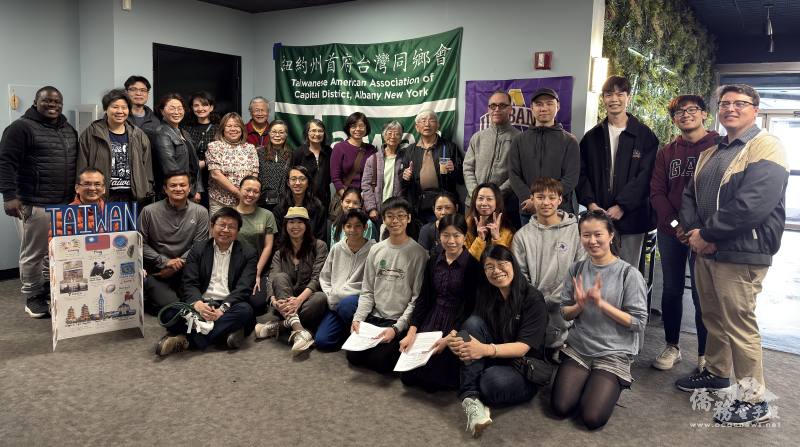 主辦團隊辛苦籌備此次電影放映