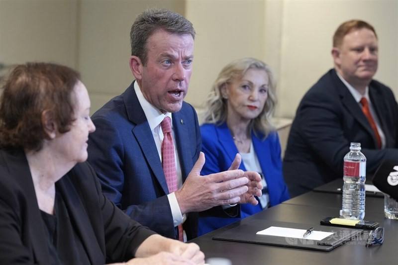 Australian parliamentarian Dan Tehan (second left). CNA photo