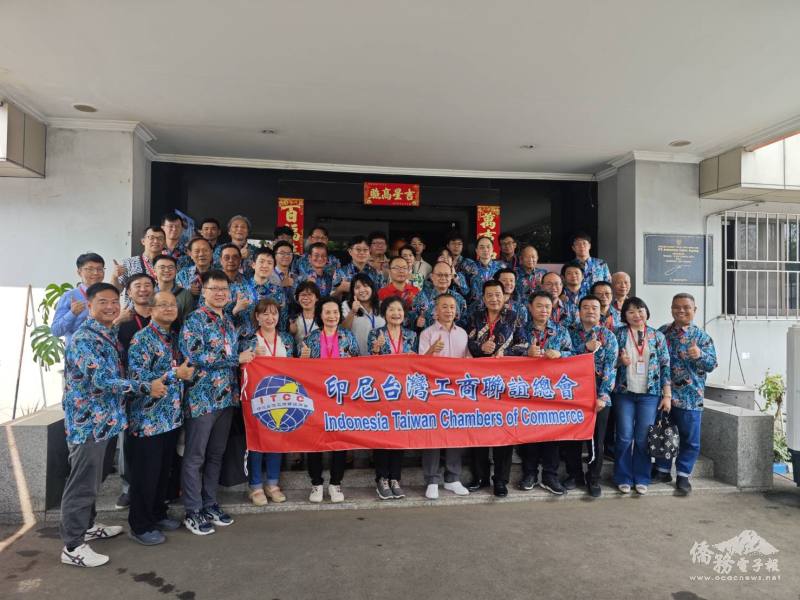 參訪第二站來到PT Indomina Cipta Agung，董事長已在印尼深耕超過20年，並招待參訪團品嚐自家魚漿產品及生產線解說