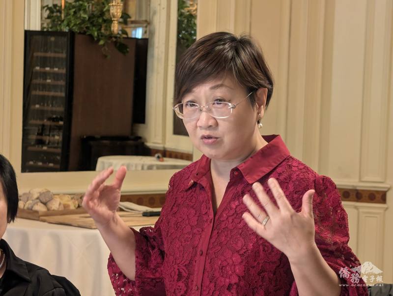 徐佳青鼓勵僑界下一代的年輕「臺義人」，能繼承臺灣的文化資產並熱愛自己所生長的國家