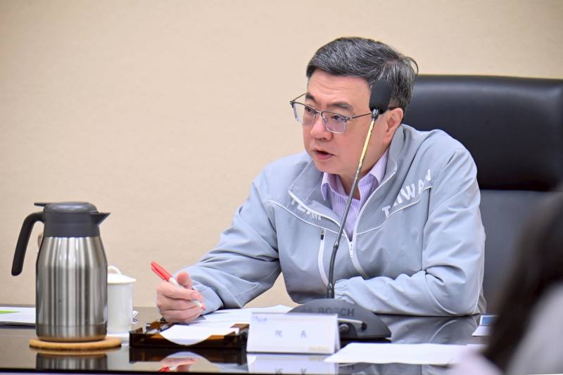 2026年5月4日行政院長卓榮泰主持因應中東衝突民生安定專案會議