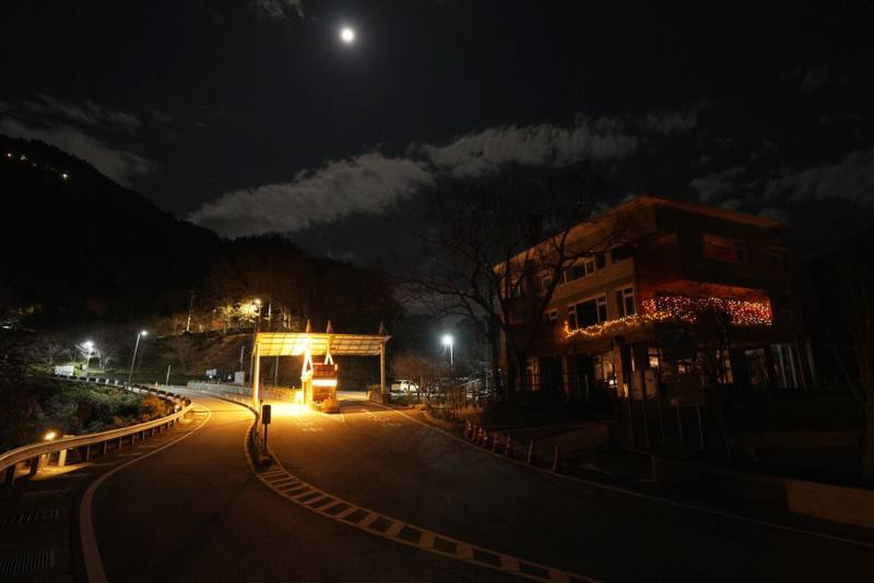 桃園市復興區拉拉山夜間觀測銀河清晰度極具價值 ，市府已向國際暗空協會遞件申請「國際暗空勝地」認證，盼讓北橫公路成為具世界競爭力的星空旅遊景點。