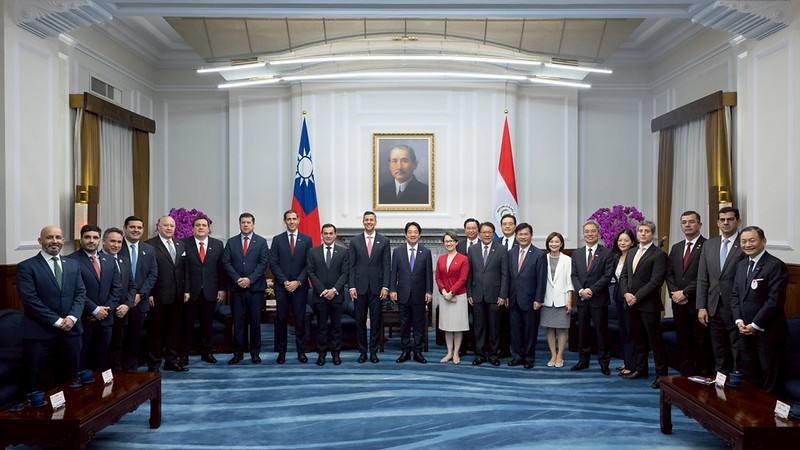 總統與巴拉圭共和國總統貝尼亞雙邊會晤