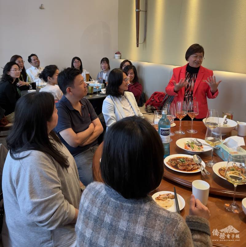 徐佳青於德勒斯登進行僑務座談