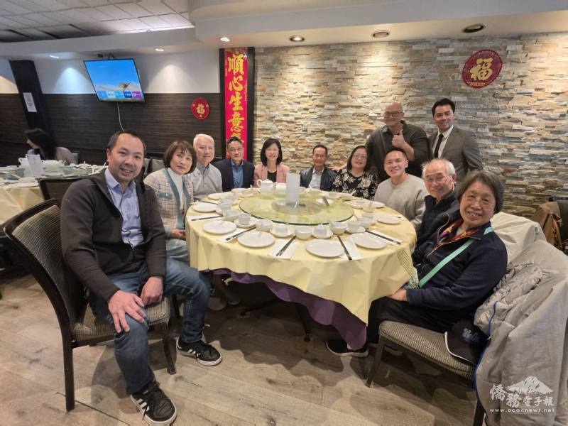與會嘉賓合影（右四：張伶銖、左五：組長郭淑貞、右三：國會議員張瑋麟）