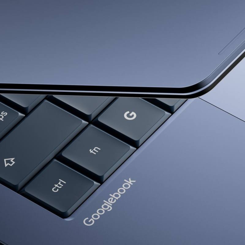 Google 13日發表全新筆記型電腦裝置Googlebook，以人工智慧（AI）模型Gemini為核心，搭配ChromeOS系統的網頁瀏覽體驗，能隨時提供主動且個人化的協助。（Google提供）