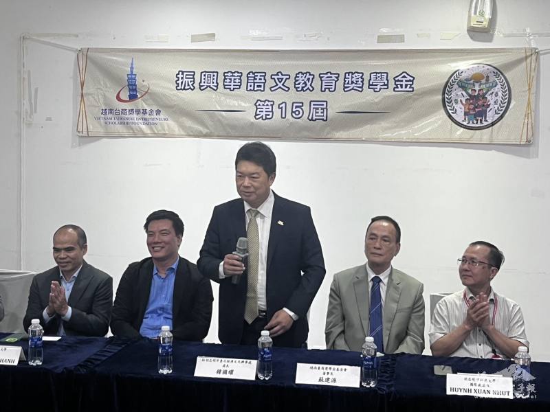 韓國耀勉勵獲獎學生持續精進華語能力，未來回饋社會