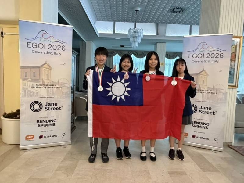 歐洲女子資訊奧林匹亞競賽　台生獲2銀2銅
