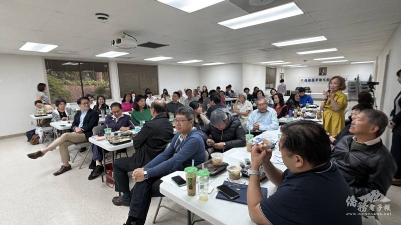 大西雅圖地區榮譽職人員、社團僑領及僑界代表共約70人