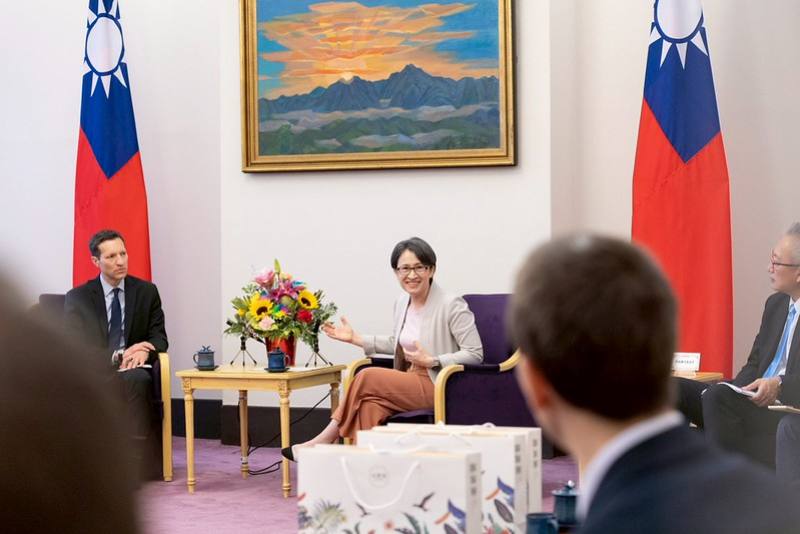 副總統與2026美國智庫「新美國安全中心」(CNAS)「下一世代國安領袖計畫」(NextGen)訪問團意見交流