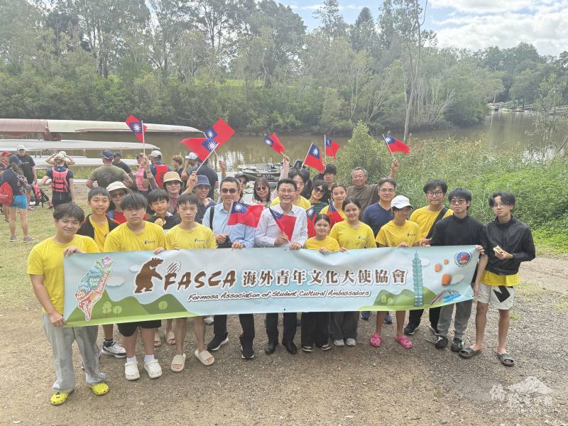 FASCA布里斯本分會划龍舟培訓圓滿成功
