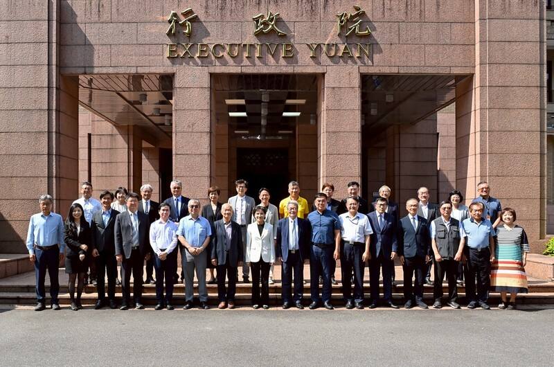 行政院副院長鄭麗君主持國家都市林推動委員會第一次會議