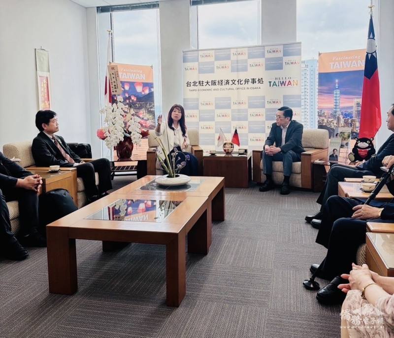 正田千媛向范振國表達支持政府僑務政策的決心