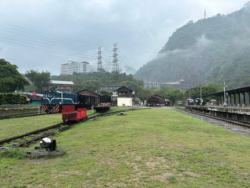 台鐵集集支線原訂7月全線復駛，因修復工程進度提前，將於6月25日在車埕站舉行通車典禮。（讀者提供）