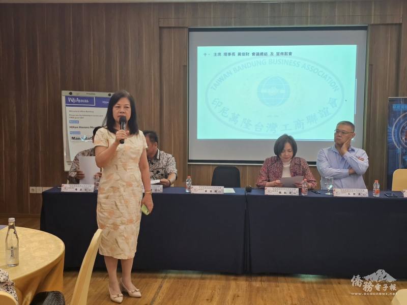 駐印尼代表處僑務組組長李叔玲鼓勵臺商子弟把握機會回臺升學，創造美好未來