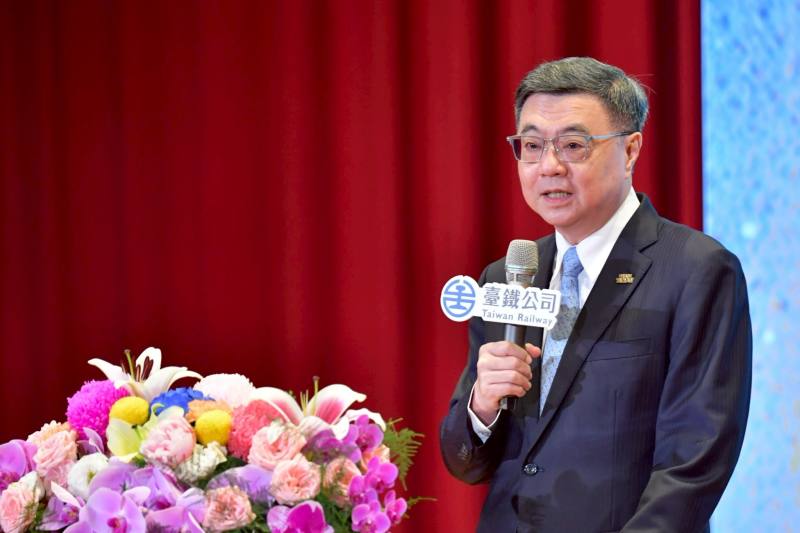 行政院長卓榮泰出席臺鐵公司「115年鐵路節慶祝大會」並致詞