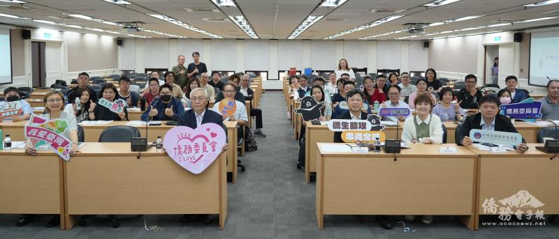 「115年產攜專班技高學校工作坊」現場合影