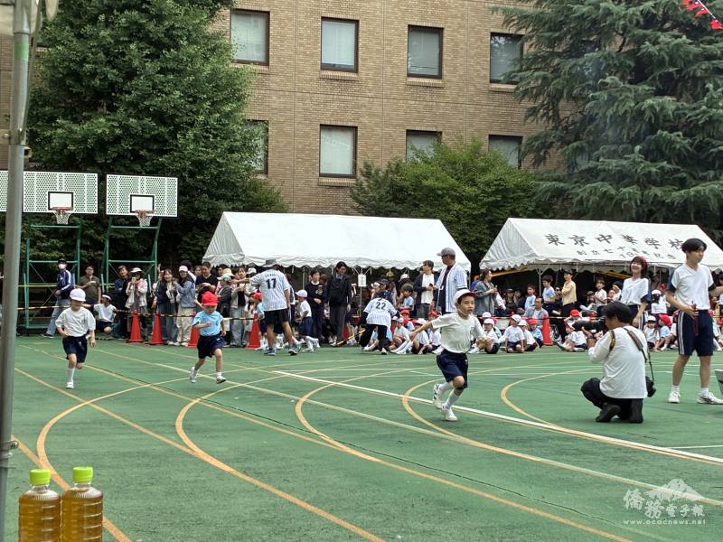 學生全力以赴發揮運動家精神