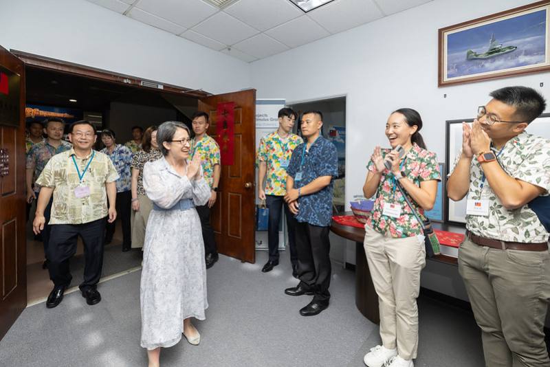 蕭美琴副總統「帛榮專案」於帛琉當地時間10日下午（臺北時間同日下午）前往駐帛琉共和國大使館