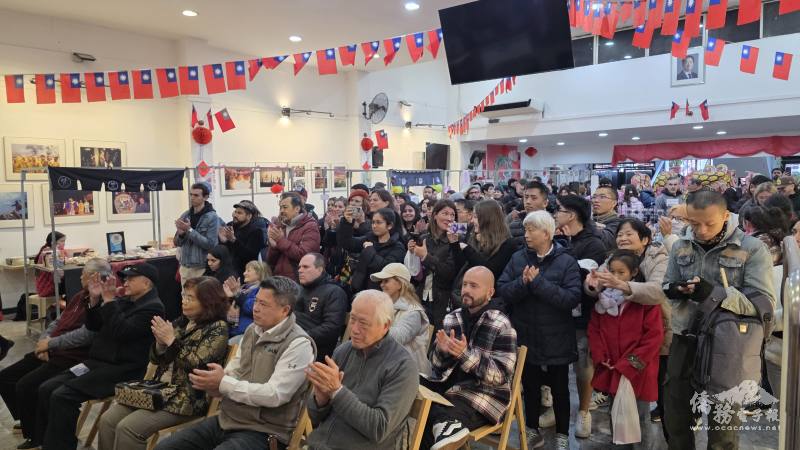 阿根廷端午文化市集吸引眾多民眾參與，透過美食、市集及文化展演，感受臺灣節慶文化魅力，現場氣氛熱絡