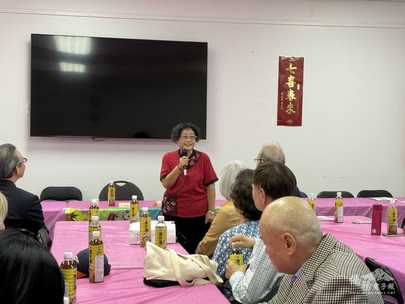 曾獲教育部「民族藝術薪傳獎」的張碧珠現場帶來道地客家山歌演出