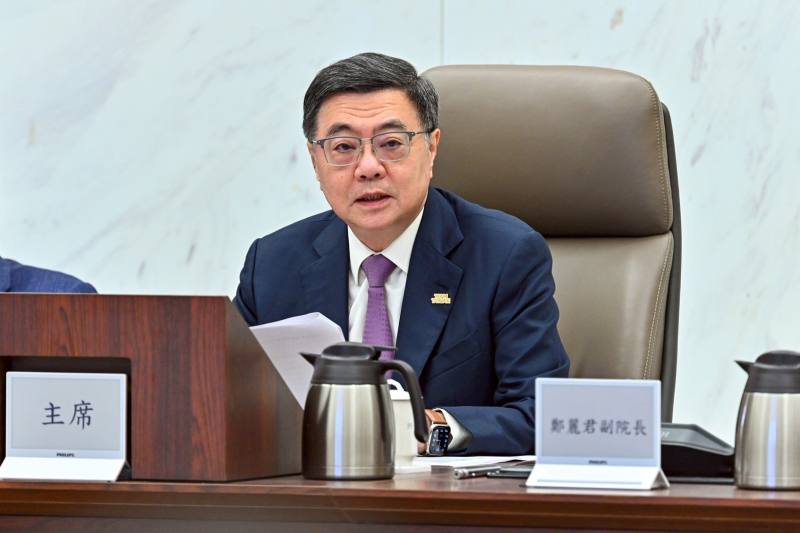 行政院長卓榮泰主持行政院食品安全會報