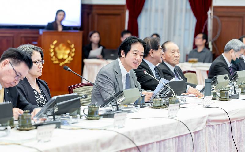 賴清德總統25日下午主持「全社會防衛韌性委員會第8次委員會議」