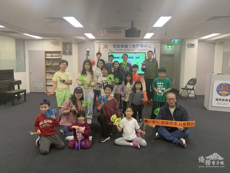 學生熱情參與扯鈴活動