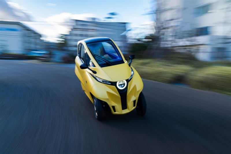 駕艙機車將於30日開放上路。圖為極智移動（Lean Mobility）今年在台首發微型電動車產品。（Lean Mobility提供）