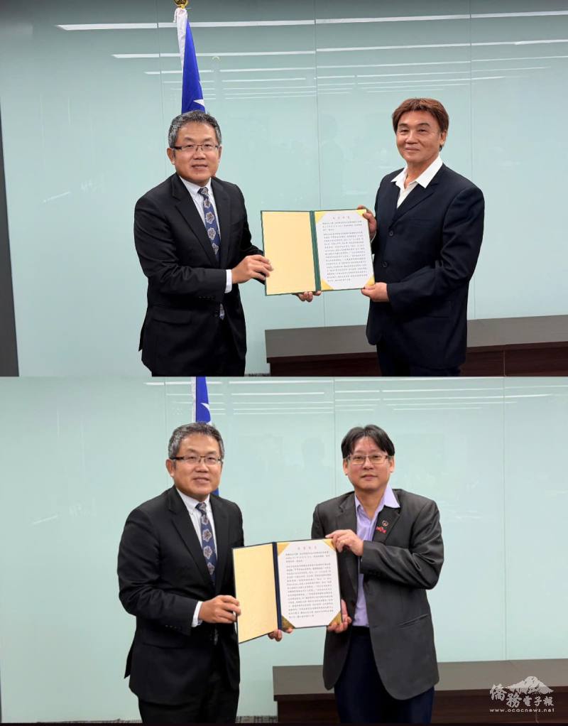 駐越南代表處大使劉世忠（左）代表僑務委員會委員長徐佳青頒發續任僑務顧問李國隆(上圖右)及僑務促進委員張畯珅（下圖右）聘書。
