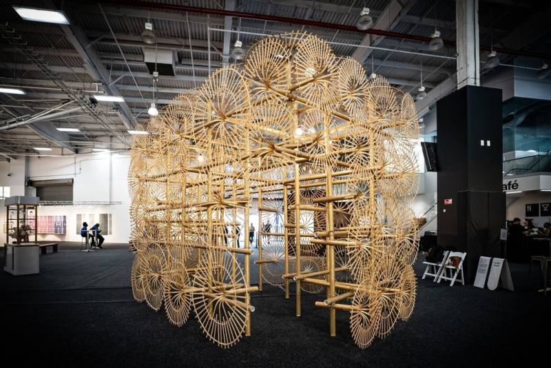 藝術家林靖格11月將在義大利威尼斯軍火庫展出作品「煙花」，這將是他第3次訂製製作該作品。圖為「煙花」模擬設計圖。（林靖格工作室提供）