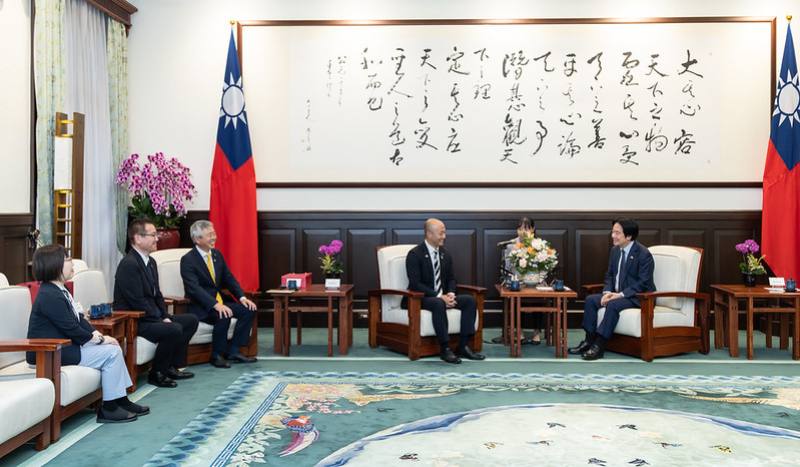 總統接見「日本栃木縣日光市長瀨高哲雄乙行」