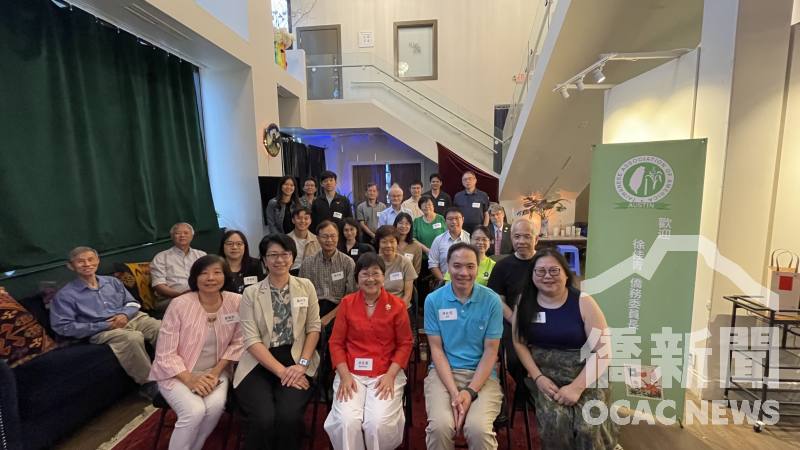 徐佳青(前排中)與奧斯汀臺灣同鄉會及UT Austin臺灣學生會僑務座談與會者合照