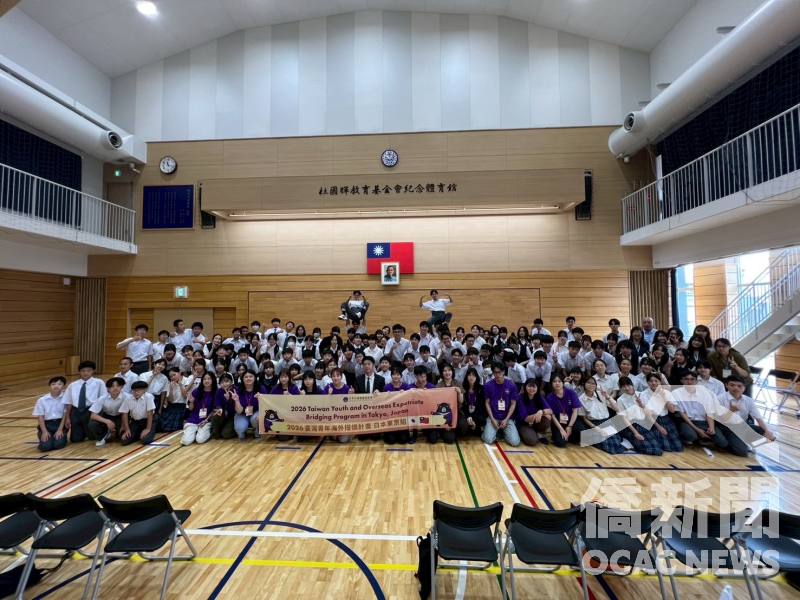 「115年臺灣青年海外搭僑計畫」東京團學員與橫濱中華學院交流學生合影