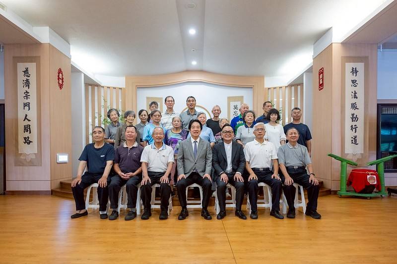 總統參訪慈濟基隆靜思堂