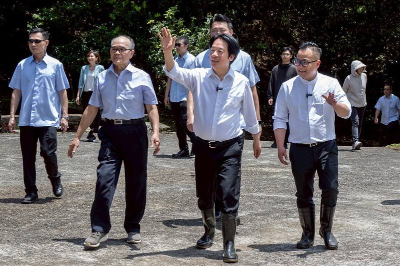 總統參訪泰安市民農園認養中心