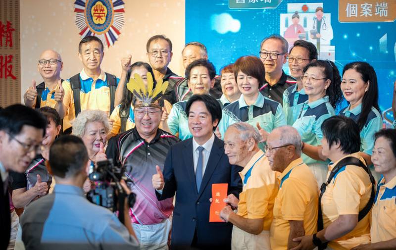 賴清德總統16日上午出席「115年榮民照護數位轉型元年啟動典禮」