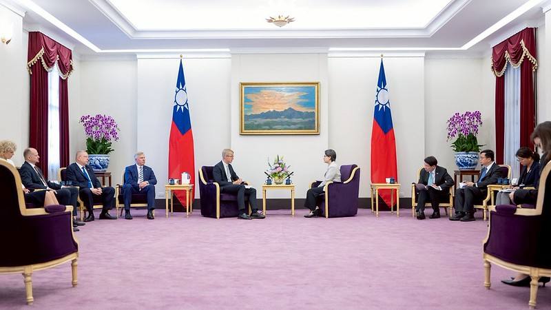 副總統接見「愛沙尼亞跨黨派國會議員訪問團」，並相互交流
