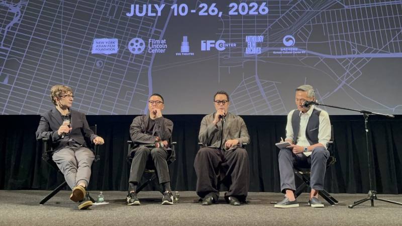 電影「深度安靜」導演沈可尚（左2）與演員張孝全（右2），出席映後座談。（駐紐約台北文化中心提供）