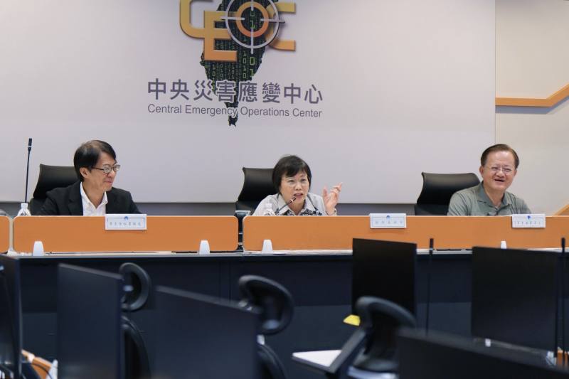 內政部部務會報23日移師消防署訓練中心，進行「建構印太地區災防訓練中心願景」專案報告