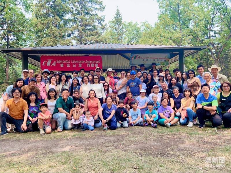 沈敬恆參與加拿大僑團活動