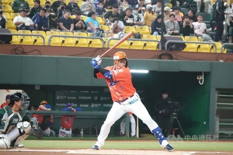 Veteran Taiwanese baseball player Yang Dai-Kang bats for Japan's Oisix Niigata Albirex Baseball Club