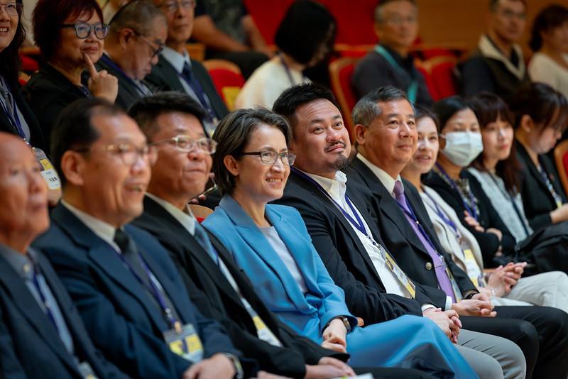 副總統出席「2026企業永續‧友善家庭實戰年會」
