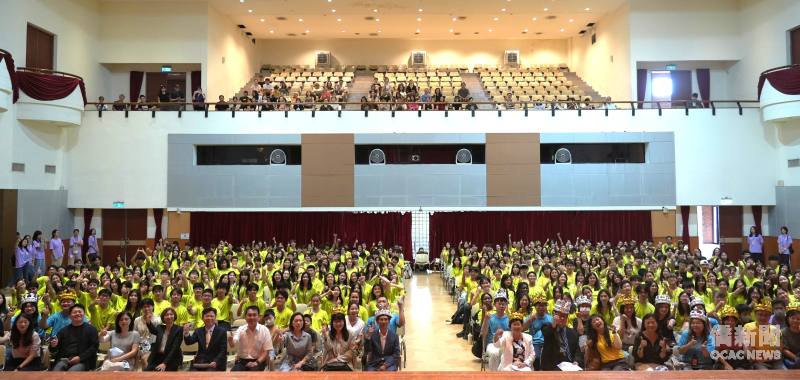 「2026海外青年英語服務營」成果發表會全體合影