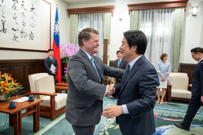 總統接見「印太安全研究所」(IIPS)訪問團