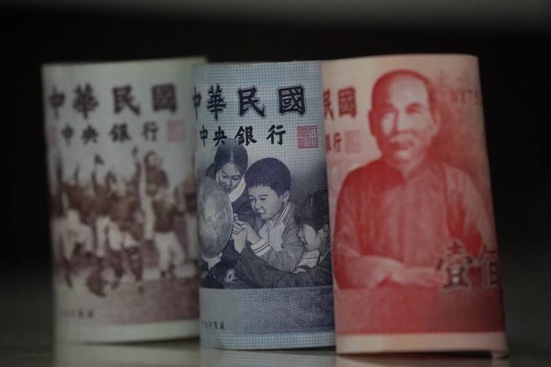 財政部台北國稅局表示，31日辦理114年度綜所稅結算申報第1批退稅作業，全國退稅件數達364萬餘件，年增2萬餘件，退稅金額為610億餘元。