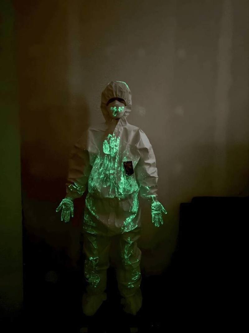 面對全球新興及再浮現傳染病的挑戰，農業部獸醫研究所定期舉辦生物安全及生物保全之教育訓練與緊急應變演練，提升人員生物風險辨識與緊急事故應變能力，落實實驗室生物安全管理制度，確保檢驗研究工作安全。（獸醫所提供）